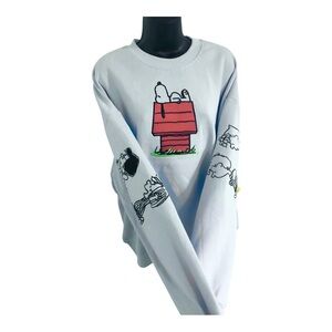 Peanuts Snoopy embroidered red doghouse Snoopy & Friends blue sweatshirt size L